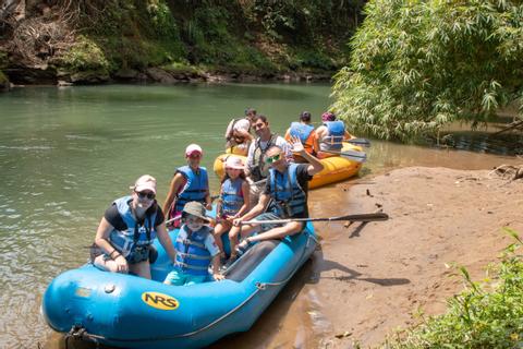 Tour 3 en 1: Safari flotante, catarata La Fortuna y tour de Chocolate